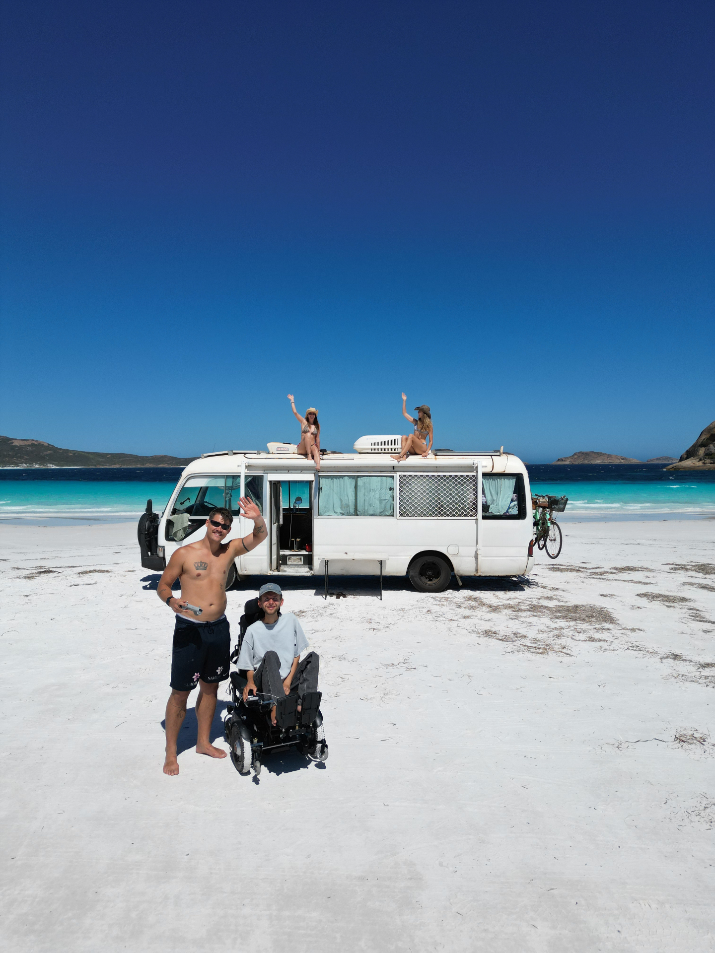 Buss på strand i Australia